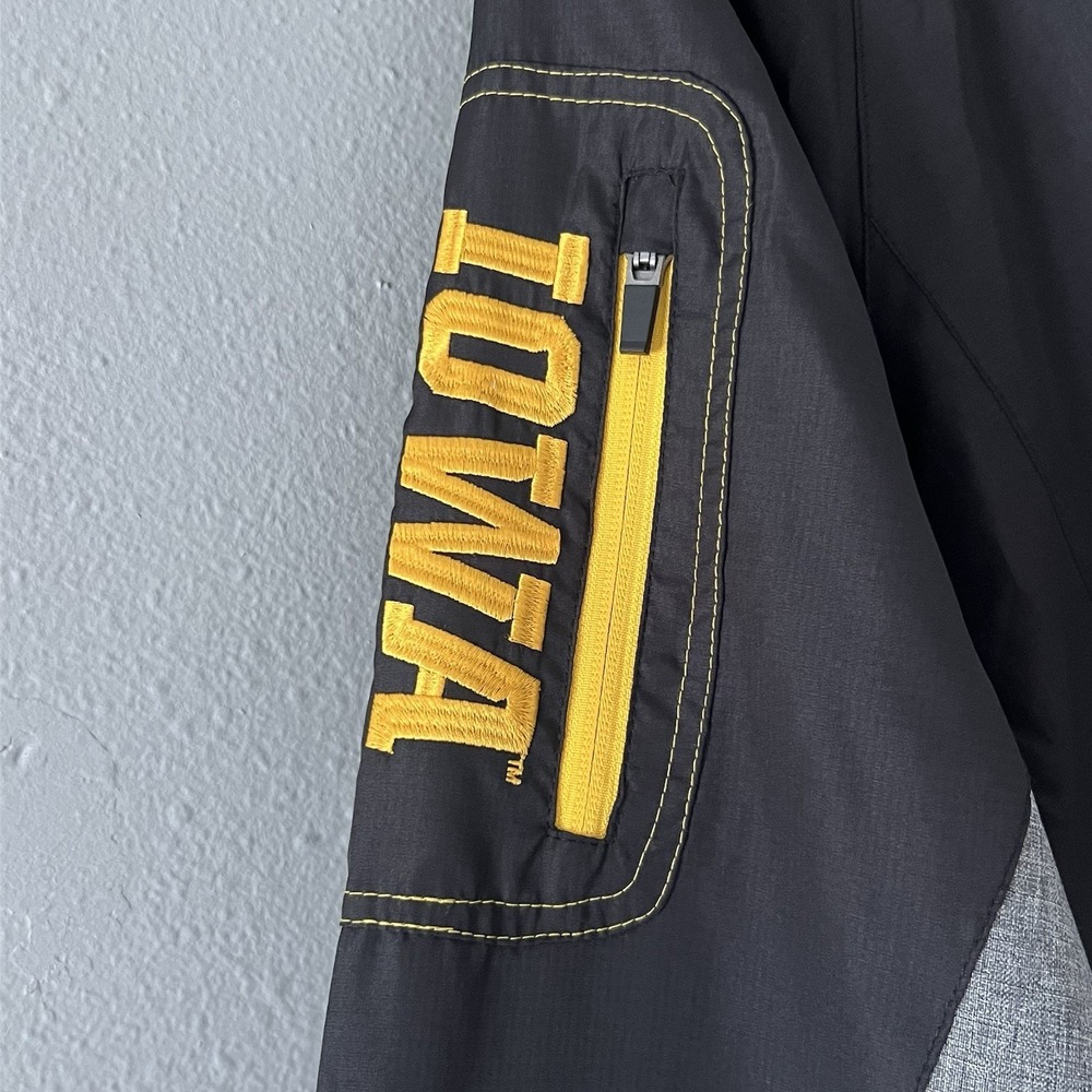 Iowa Hawkeyes V Neck Pullover Windbreaker XL Black Licensed Product Embroidered - Picture 5 of 6